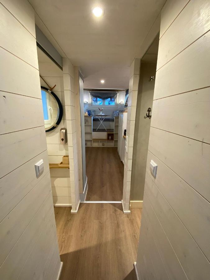Tiny House Ems Im Pier9 Tiny House Hotel Hamm  Exterior foto